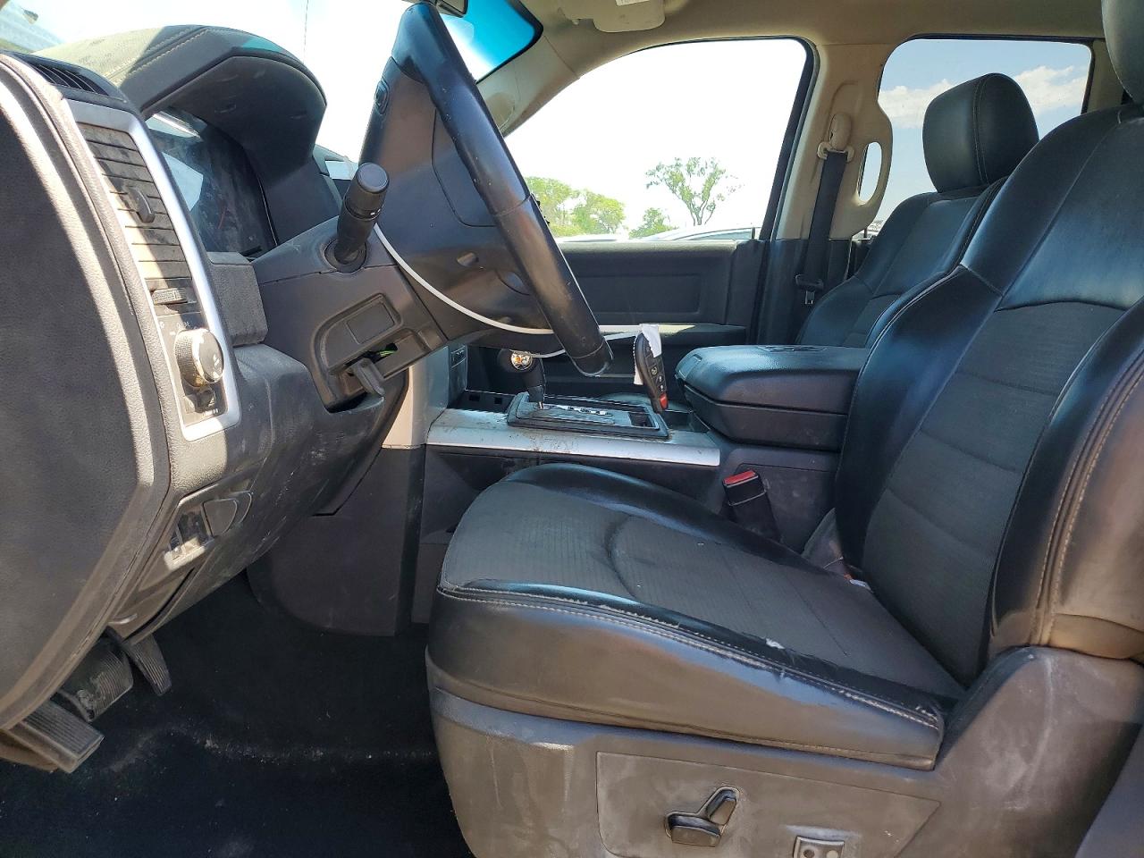 Dodge Ram 1500 Sport