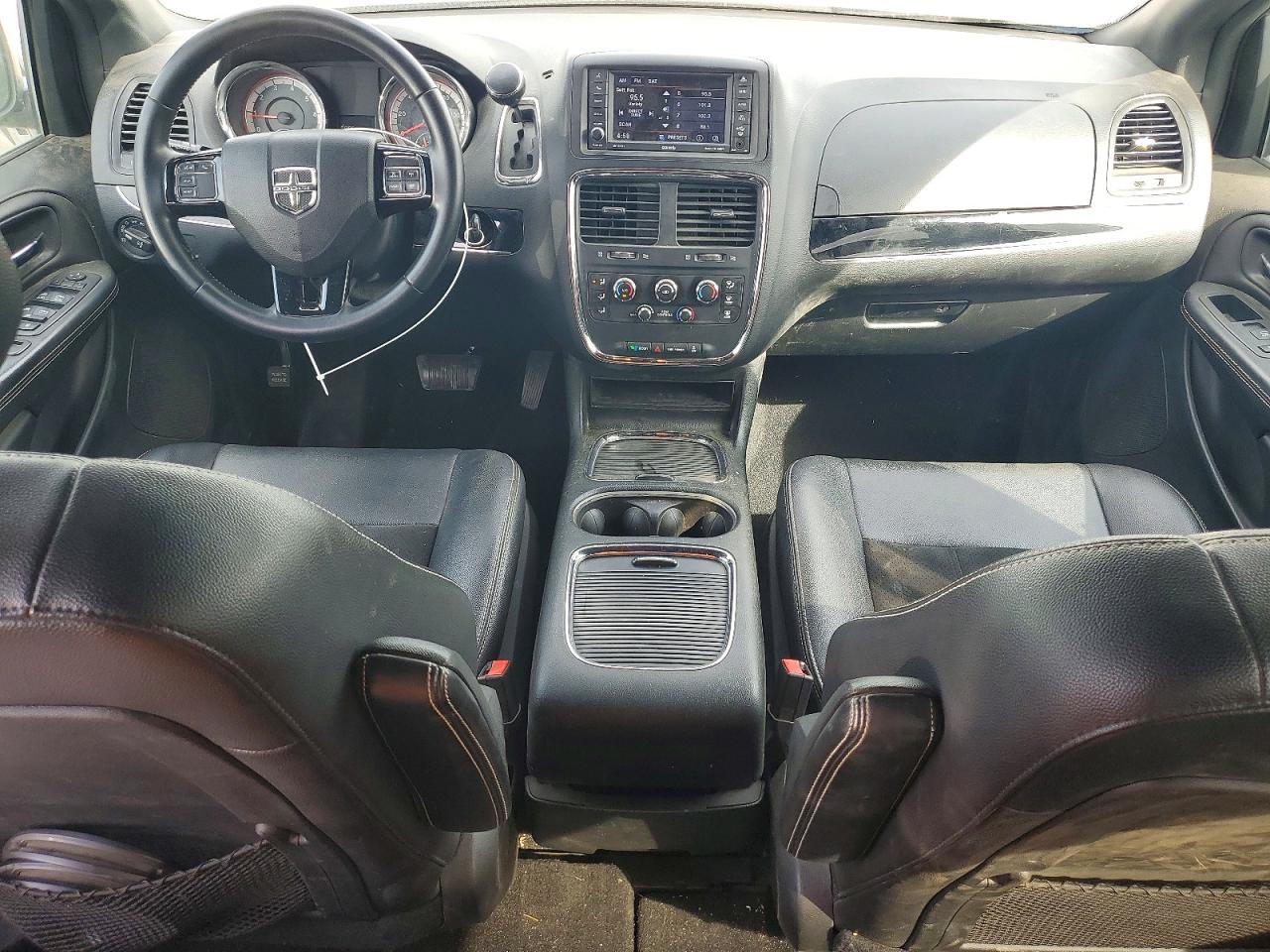 Dodge Caravan Sxt