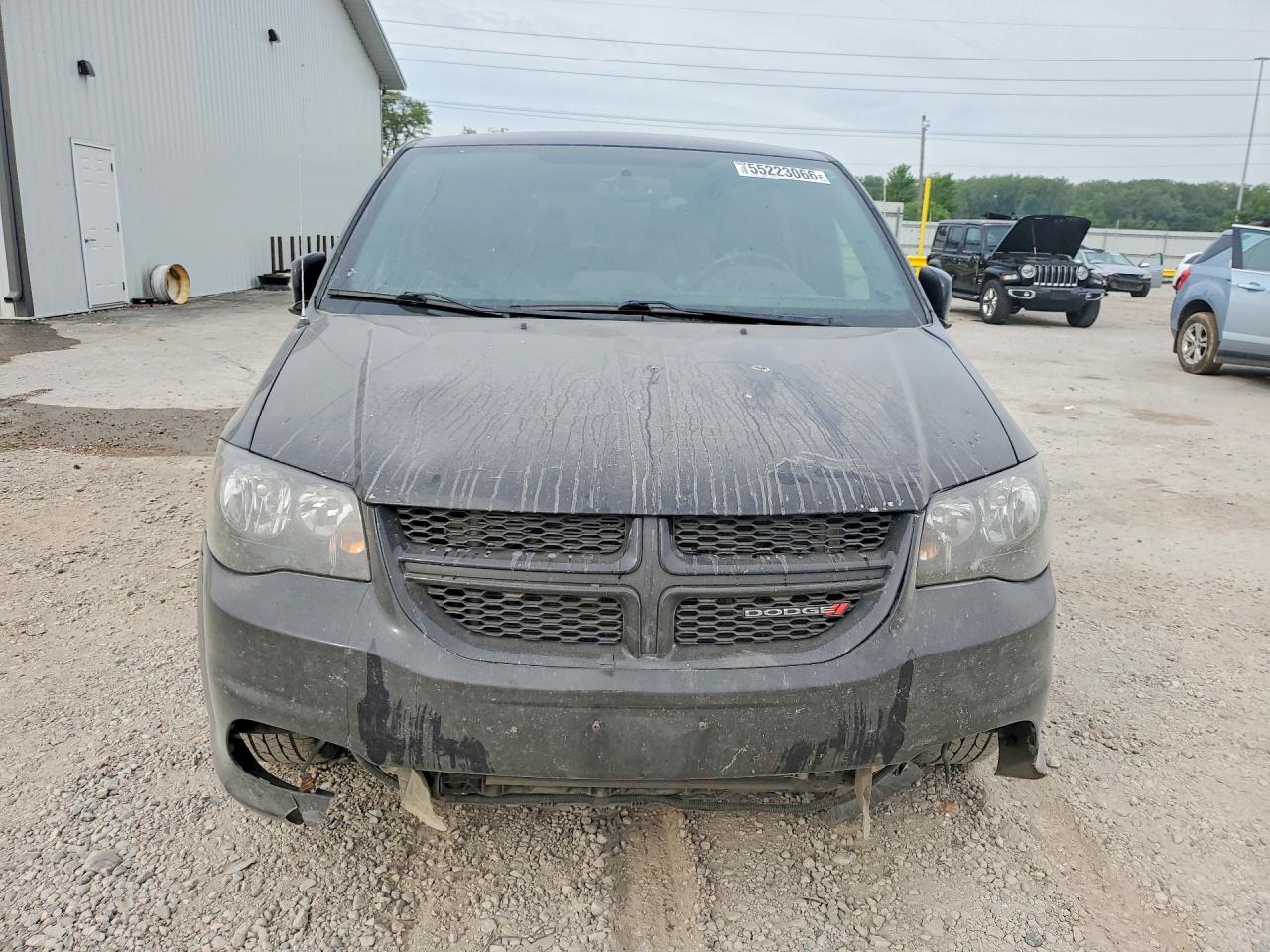 Dodge Caravan Sxt