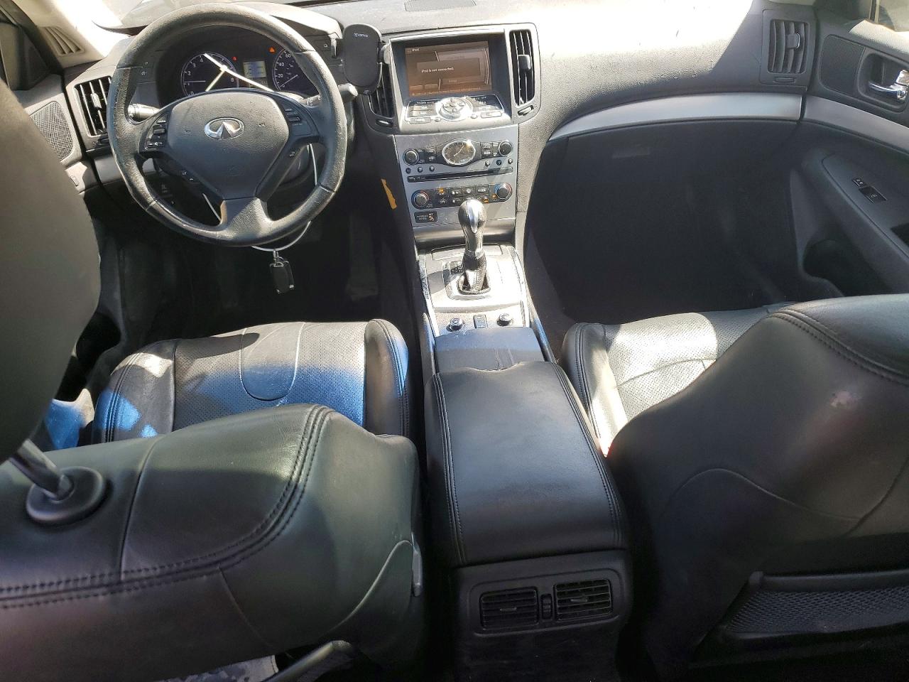 INFINITI G37 X