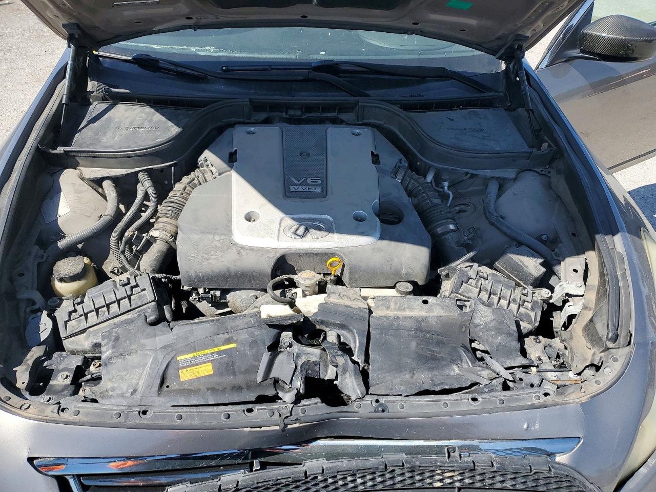 INFINITI G37 X