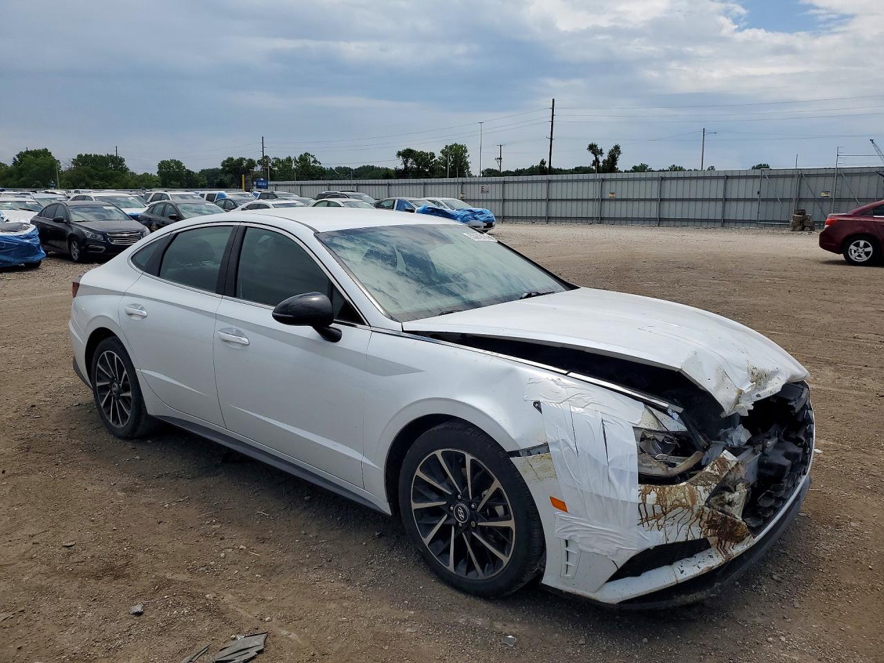 Hyundai SONATA Sel Plus