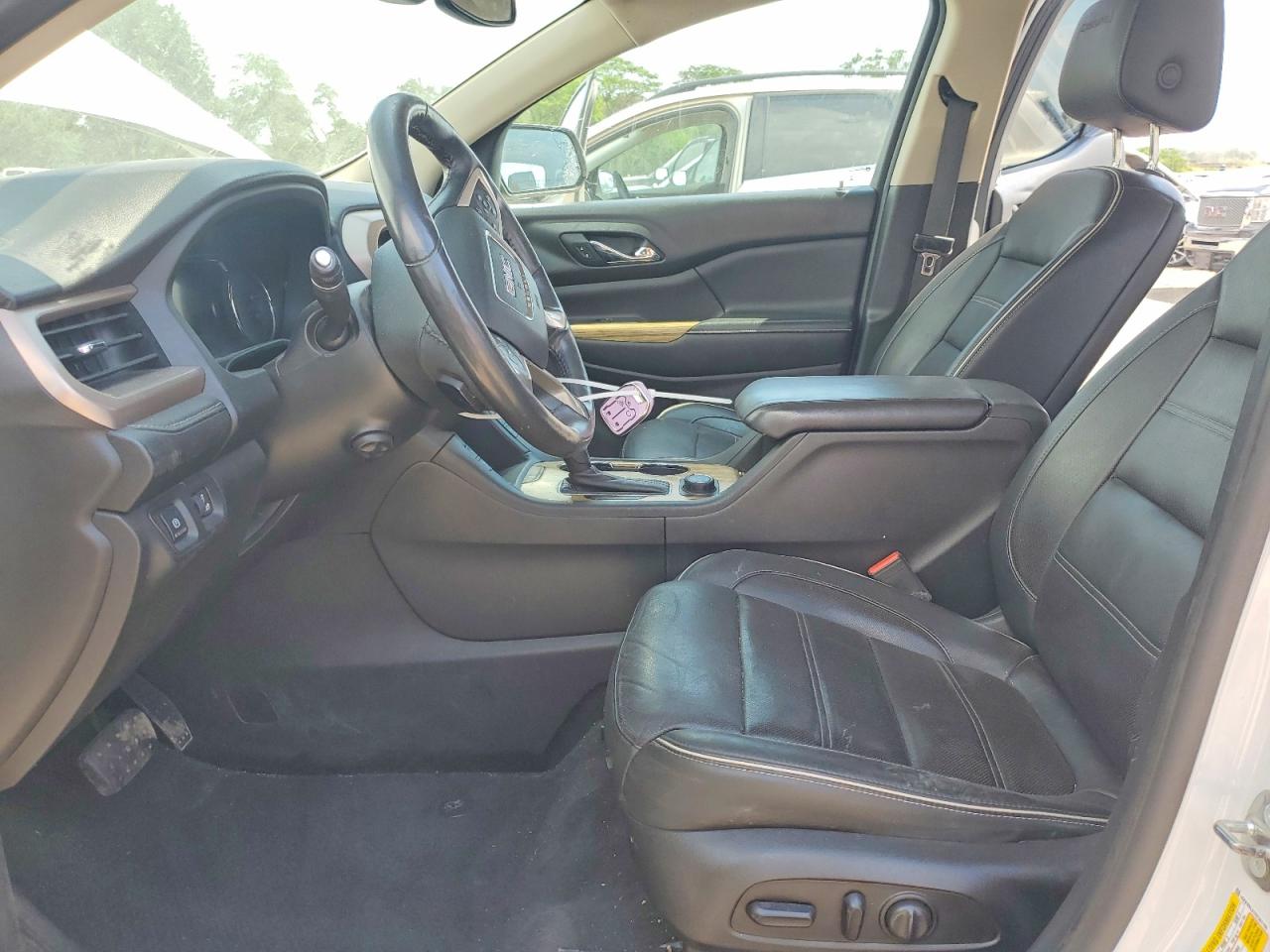 GMC Acadia Denali