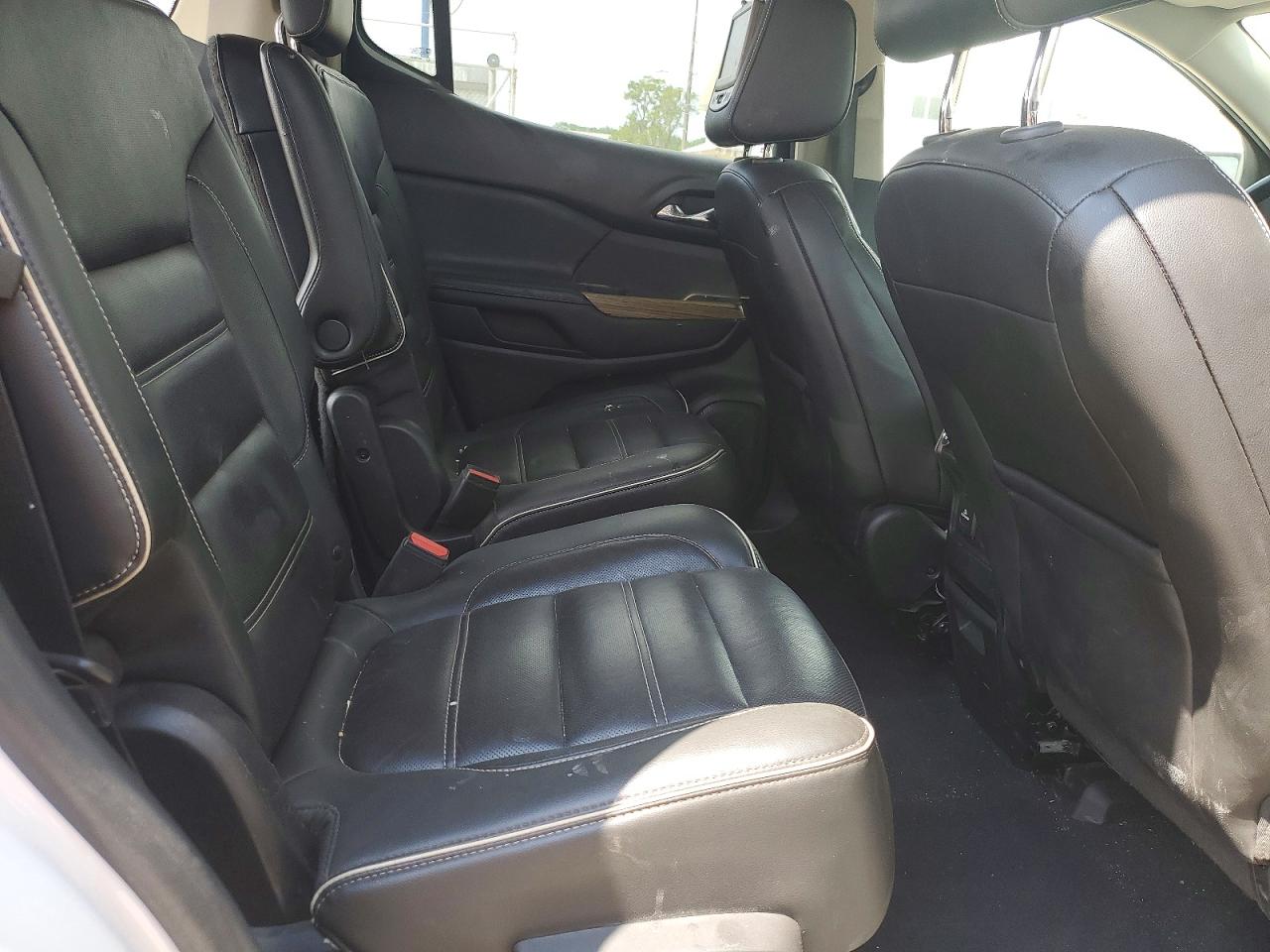 GMC Acadia Denali