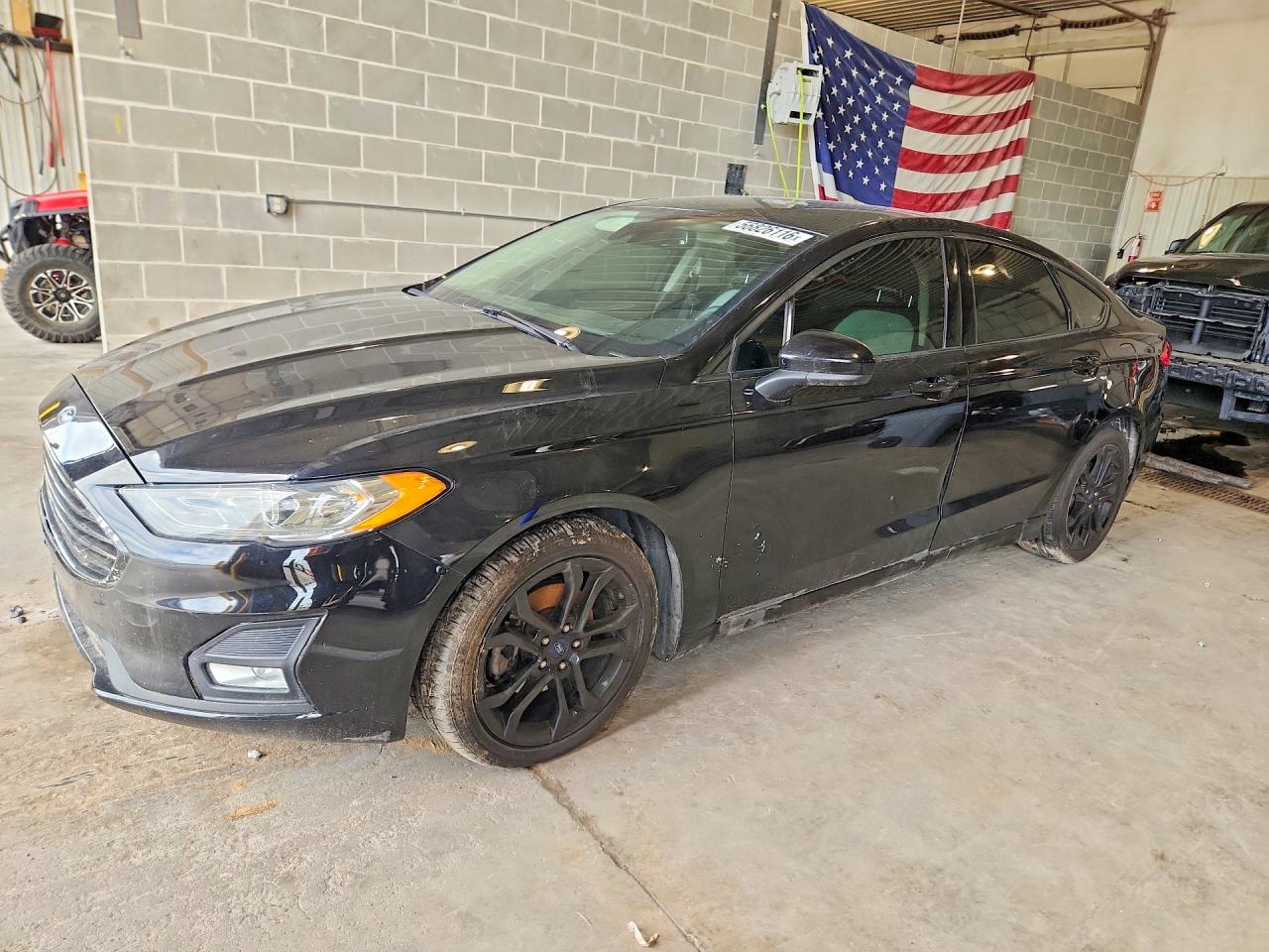 Salvage Ford Fusion Image