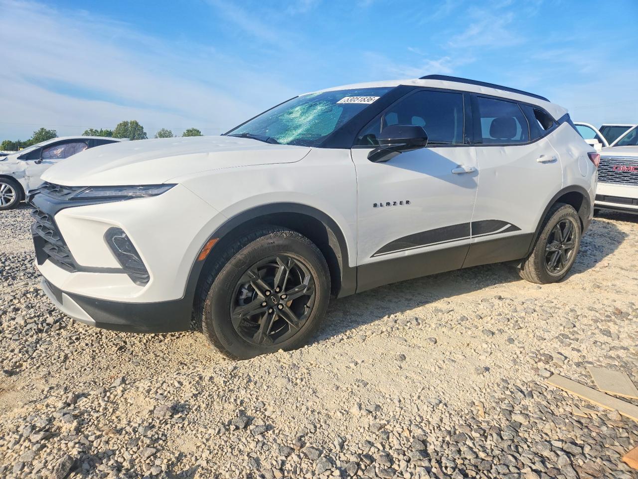 Salvage Chevrolet Blazer Image