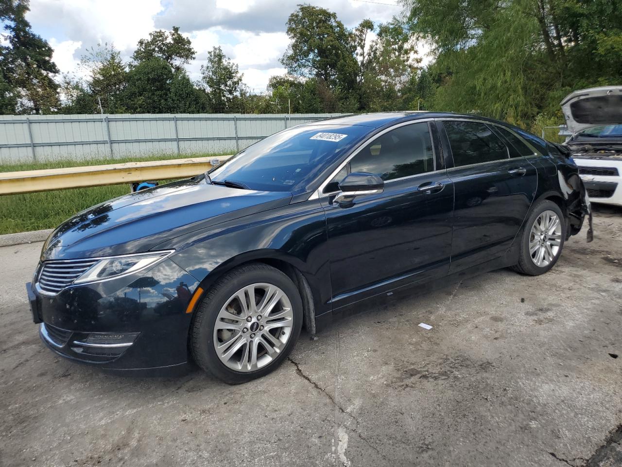 Salvage Lincoln MKZ Image