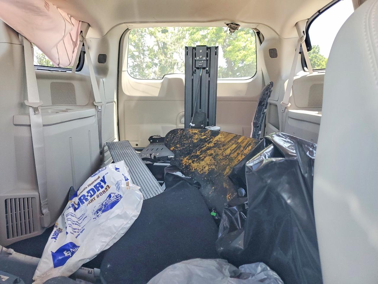 Chrysler Minivan Touring