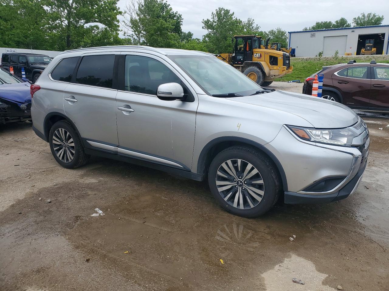Mitsubishi Outlander Se