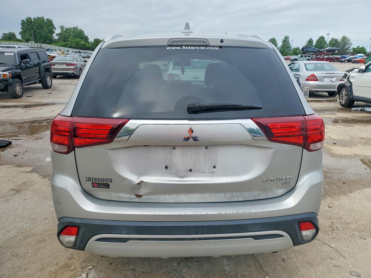 Mitsubishi Outlander Se