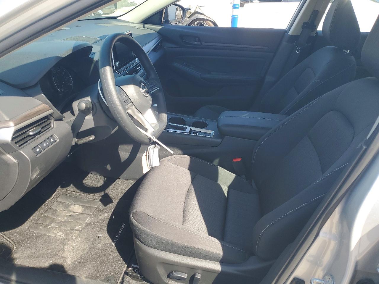 Nissan Altima Sv