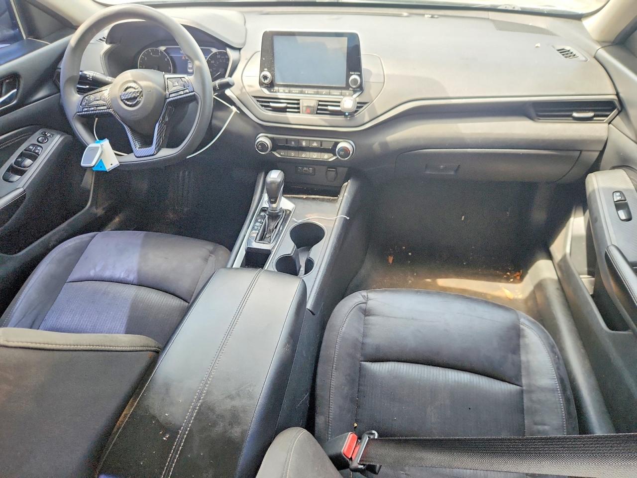 Nissan Altima S
