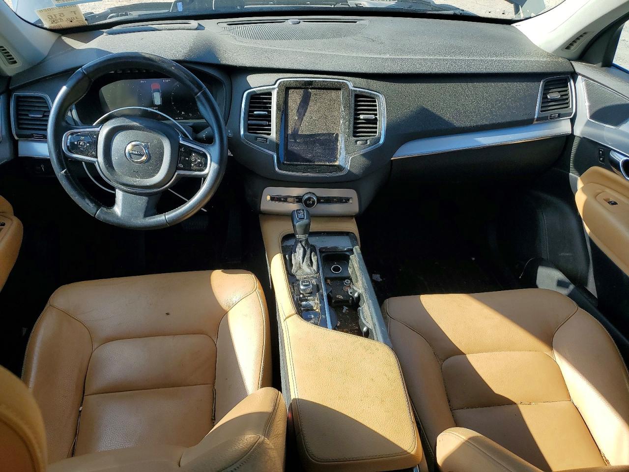Volvo XC90 T6