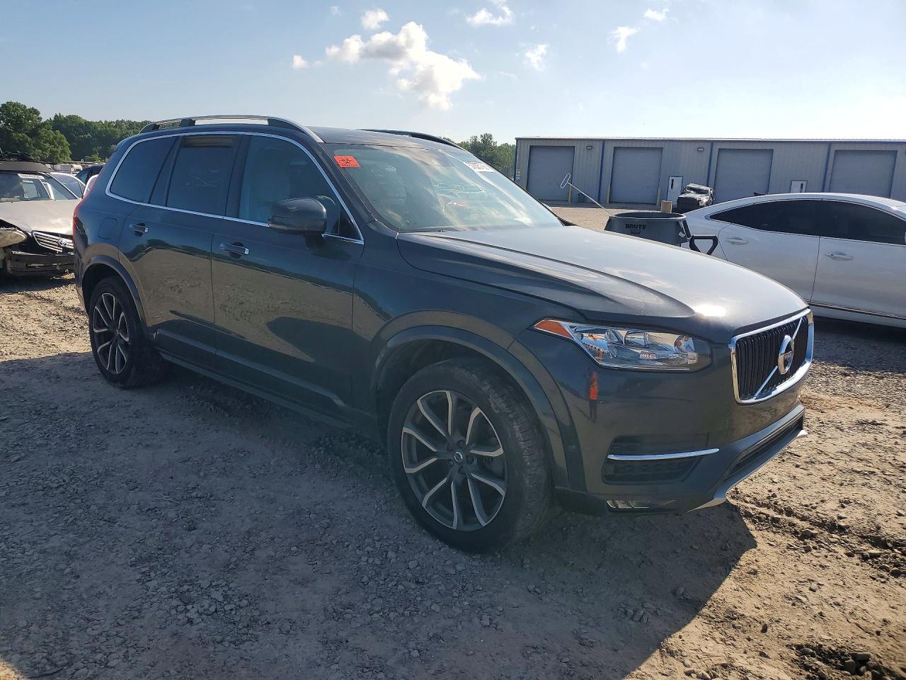 Volvo XC90 T6