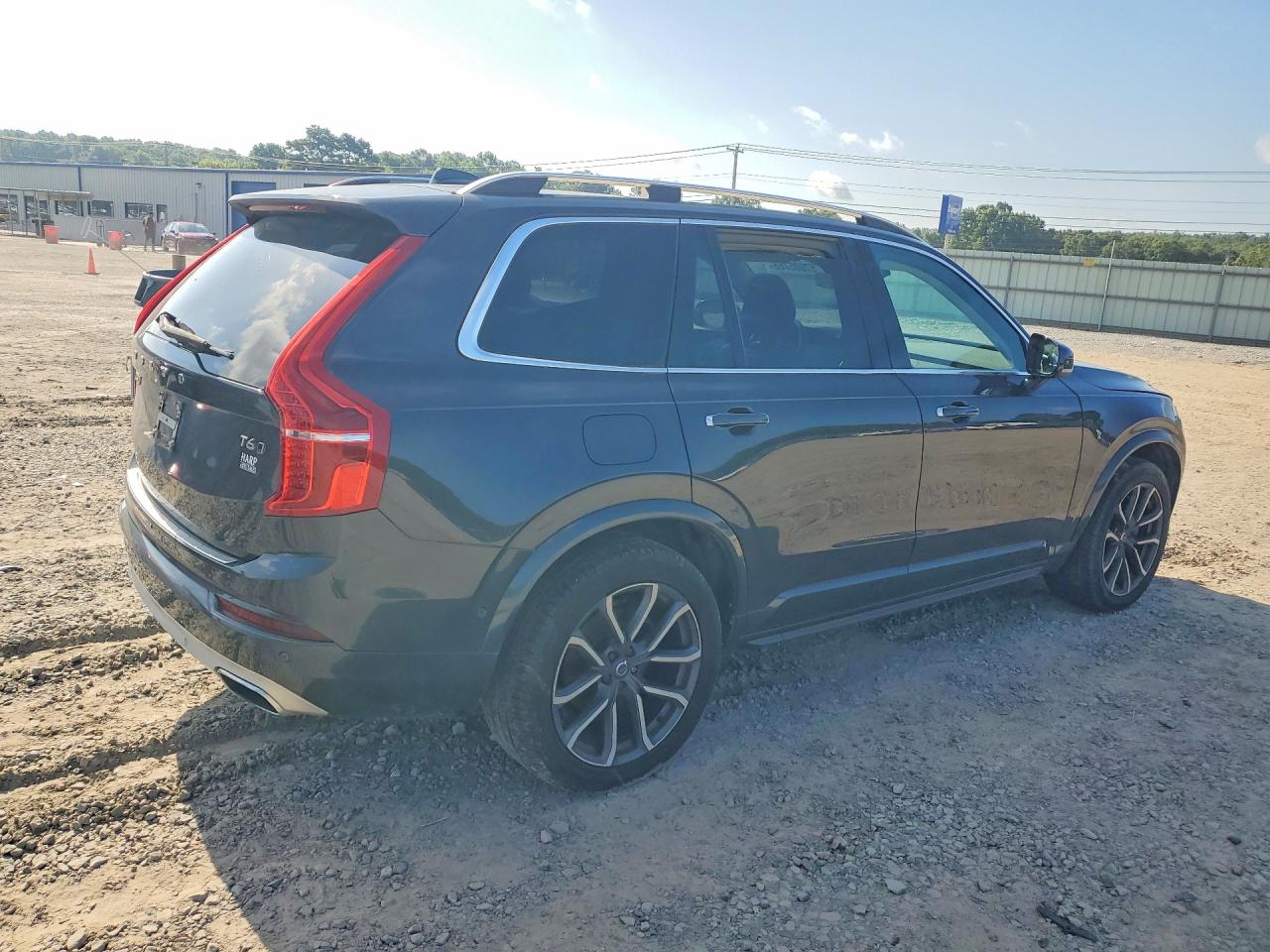 Volvo XC90 T6