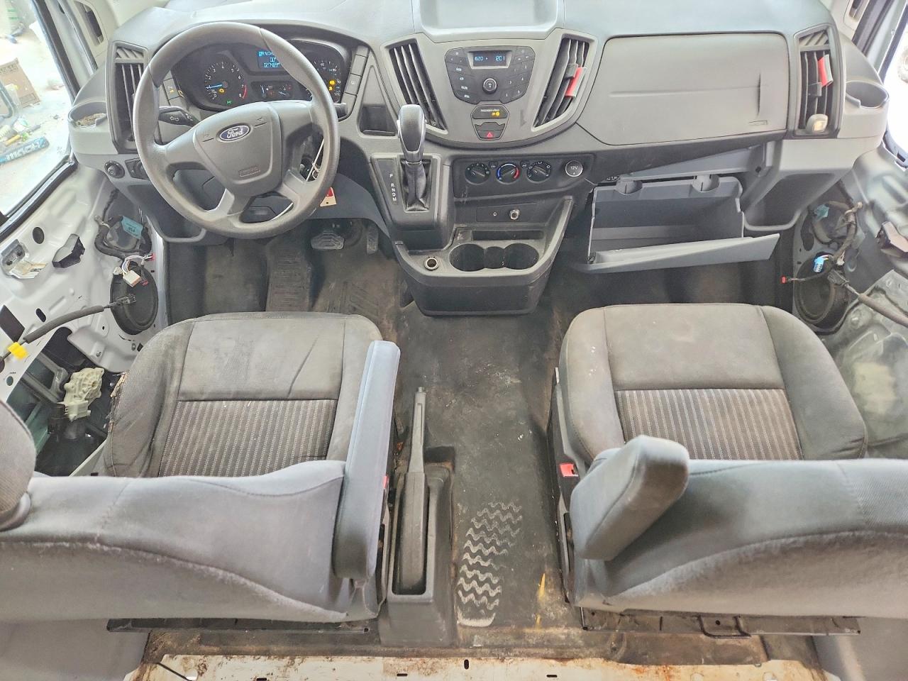 Ford Transit T-250