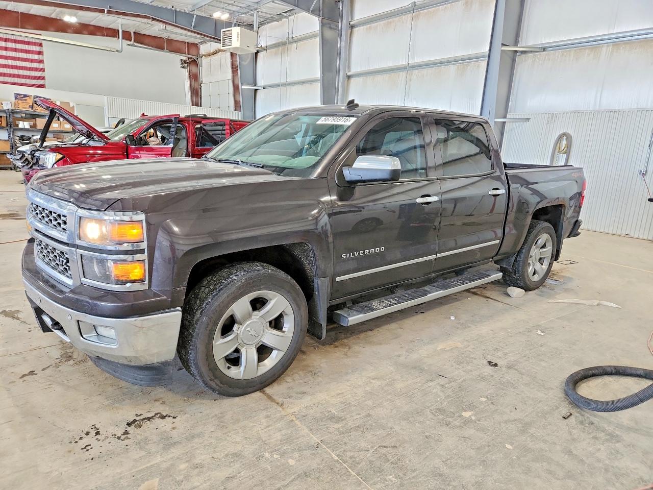 Salvage Chevrolet Silverado Image