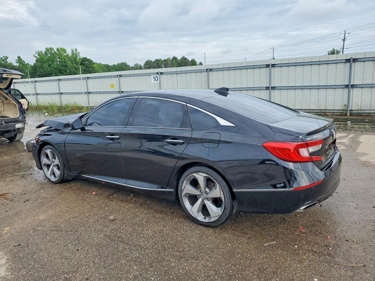 Honda Accord Touring