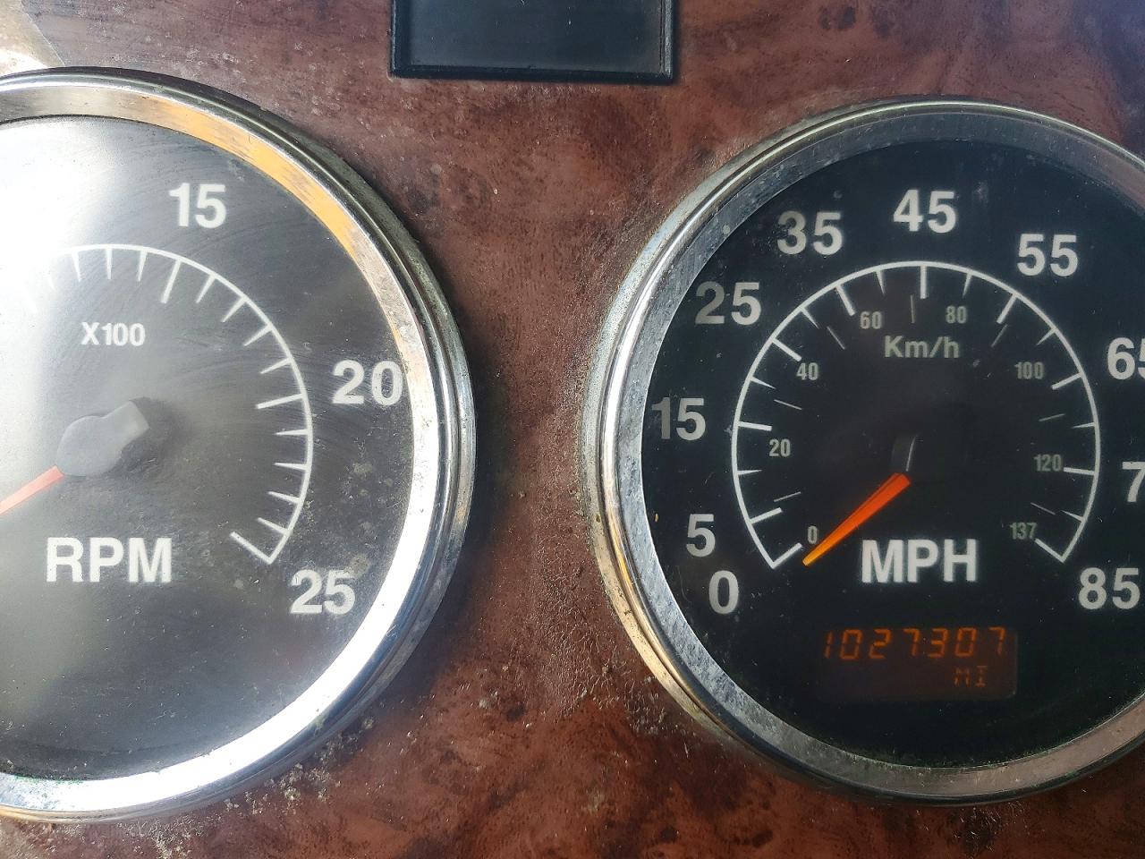 International 9400 9400i