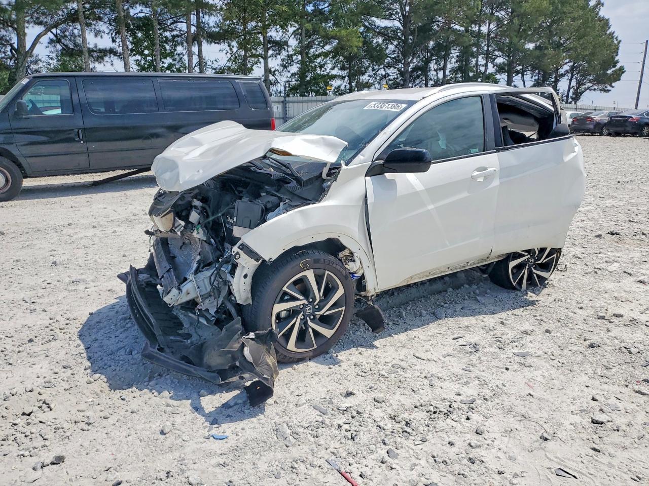 Salvage Honda HR-V Image