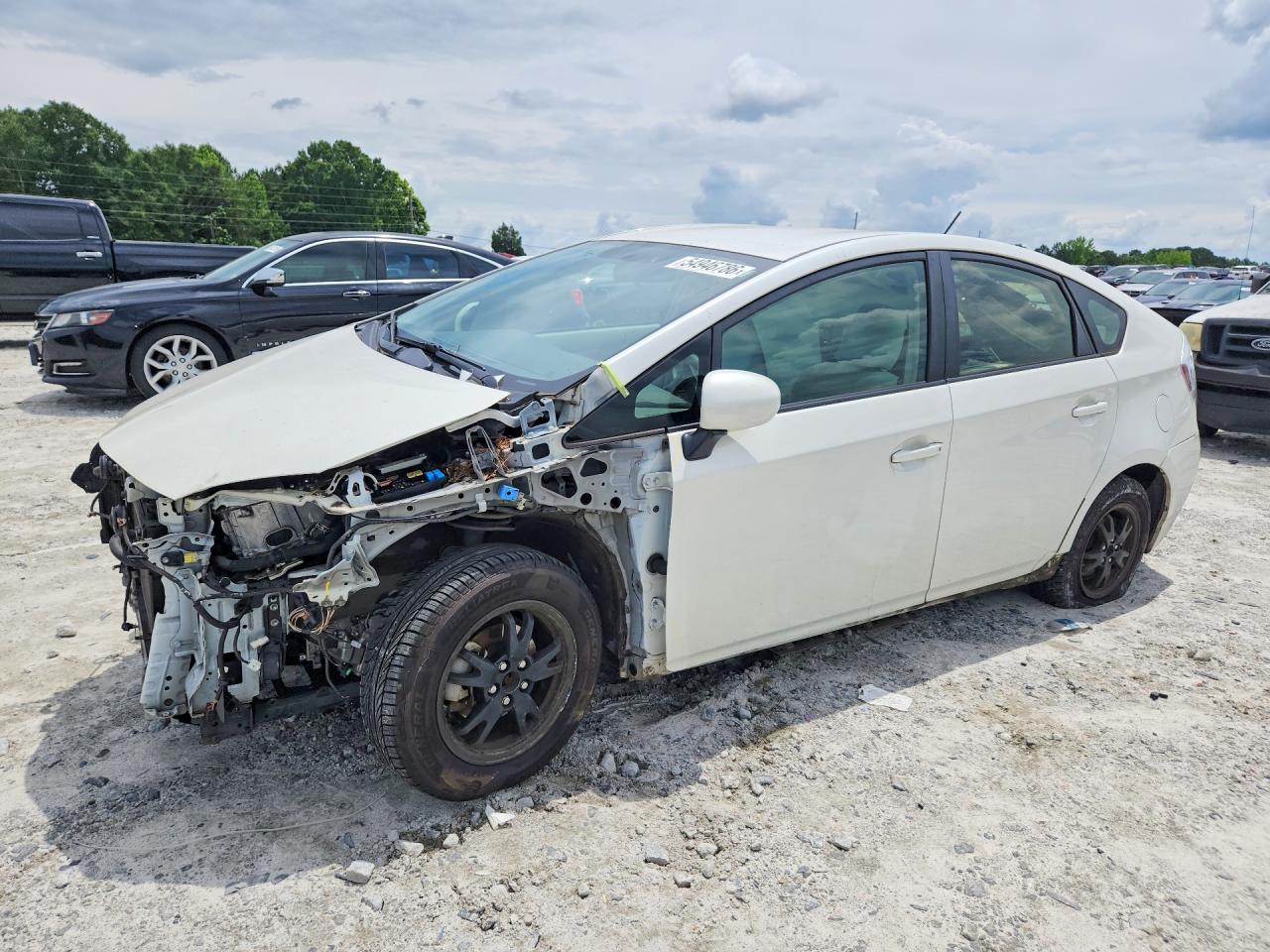 Salvage Toyota Prius Image