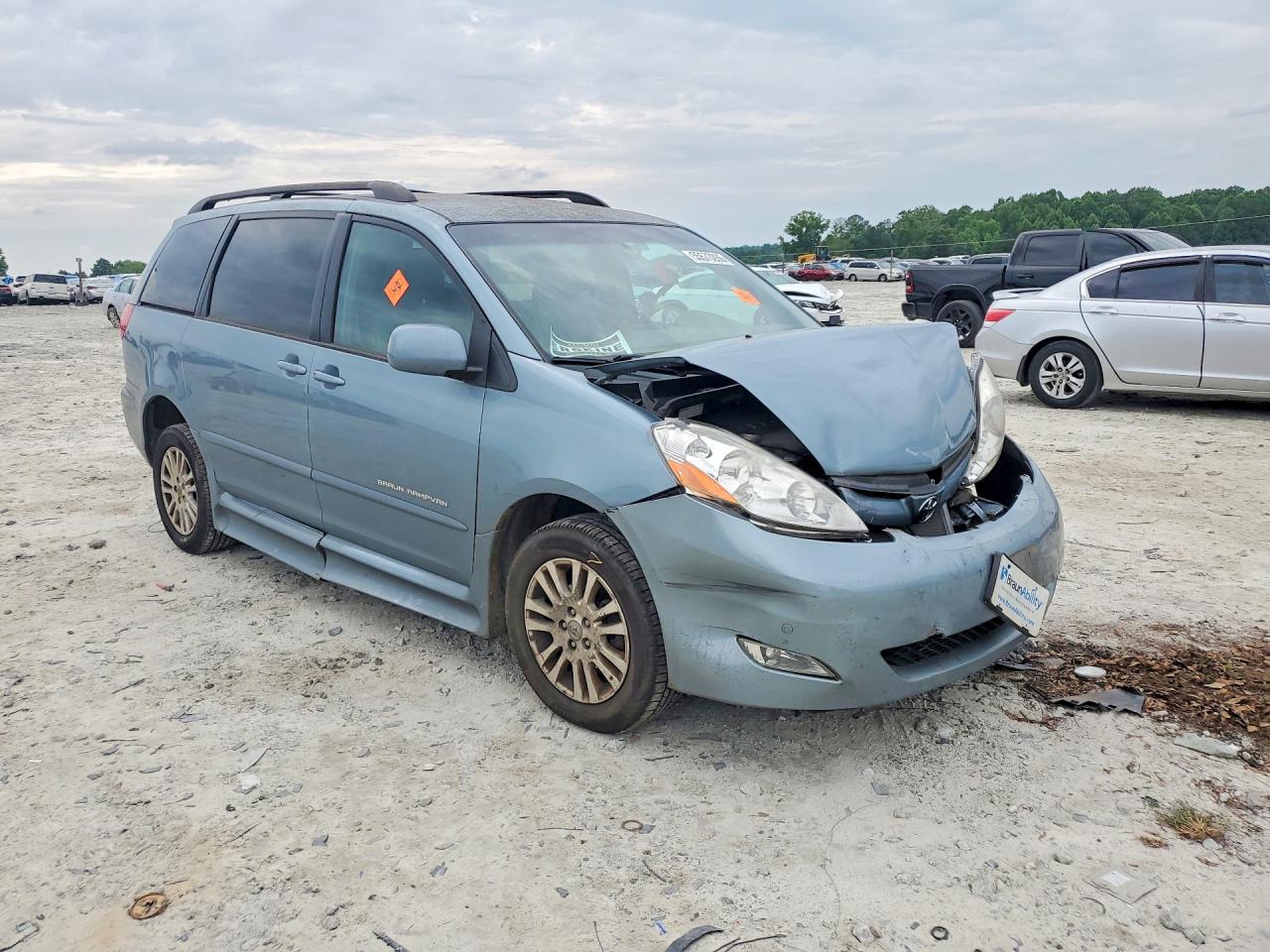 Toyota Sienna Xle