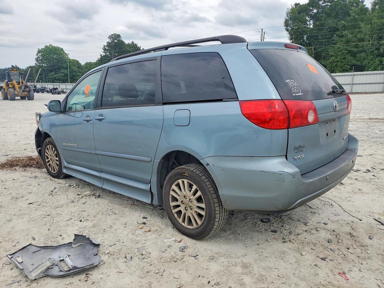 Toyota Sienna Xle