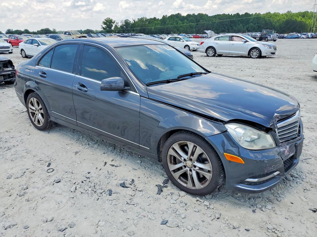 Mercedes-Benz C-Class 300 4matic