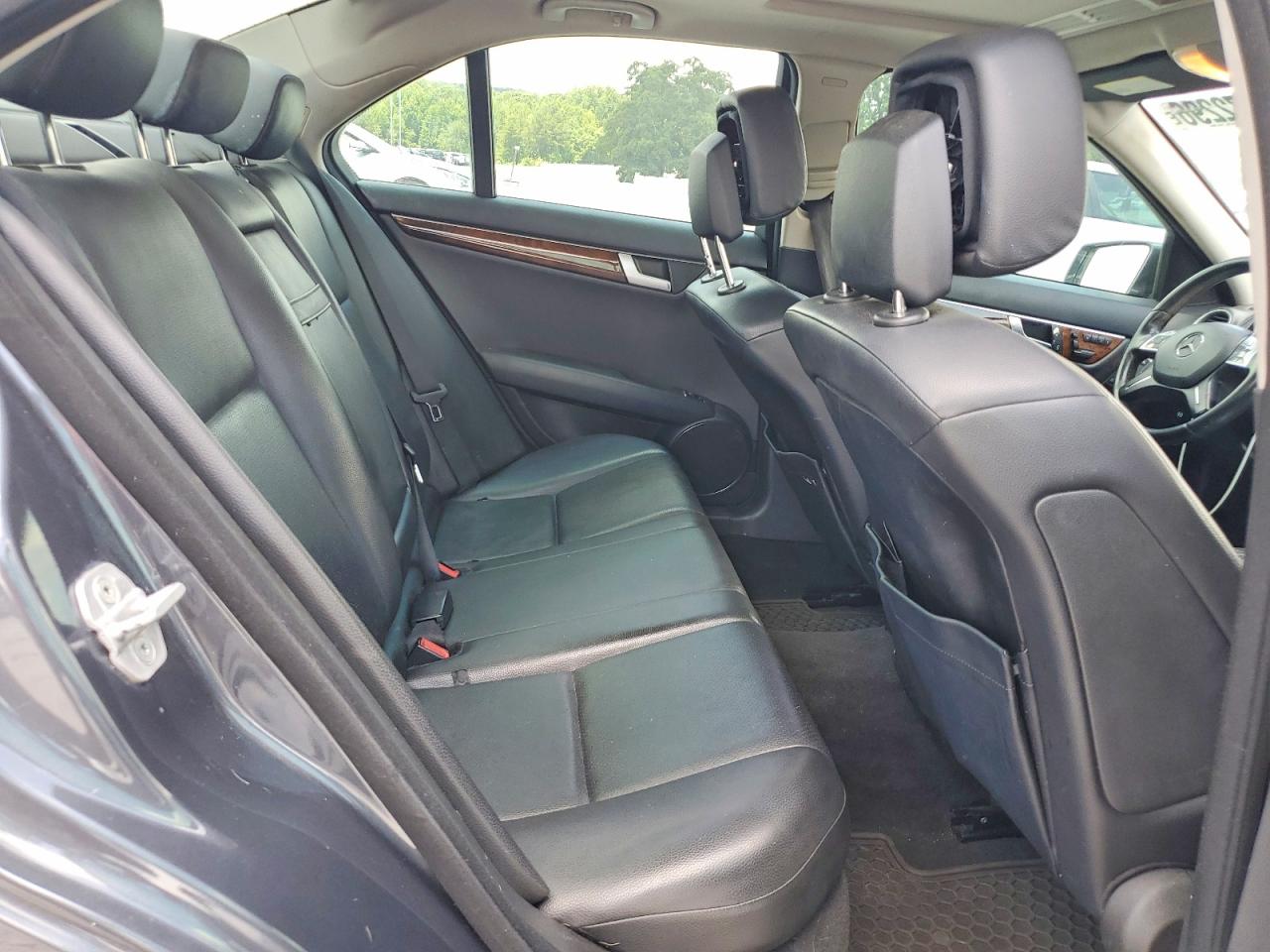 Mercedes-Benz C-Class 300 4matic