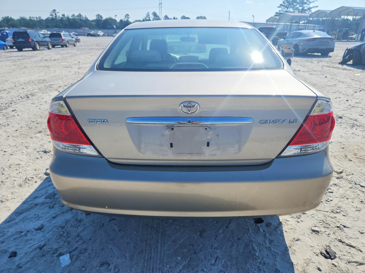Toyota Camry Le