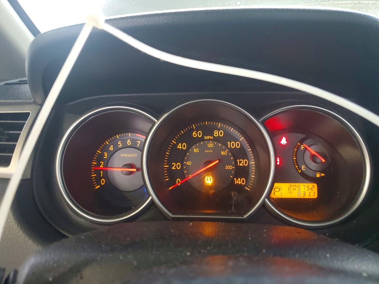 Nissan Versa 1.8 S