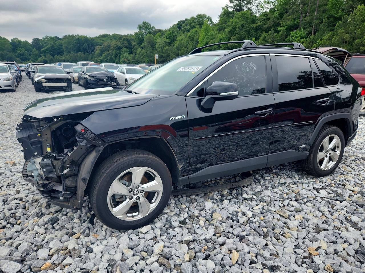 Salvage Toyota RAV4 Image