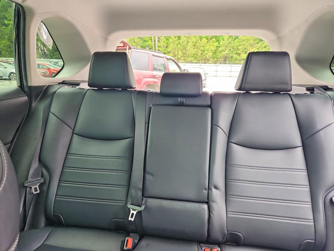 Toyota RAV4 Xle Premium