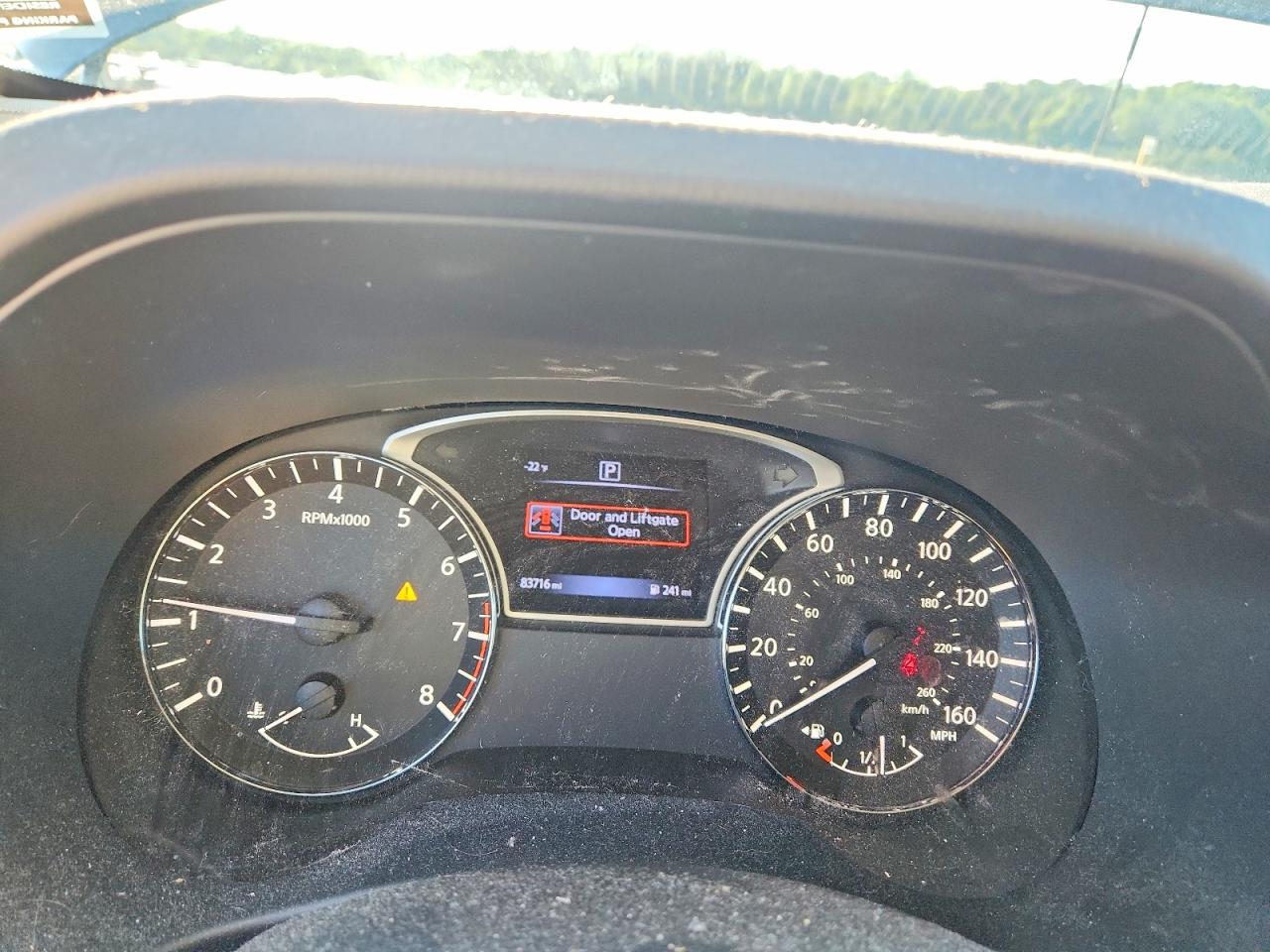 Nissan Pathfinder S
