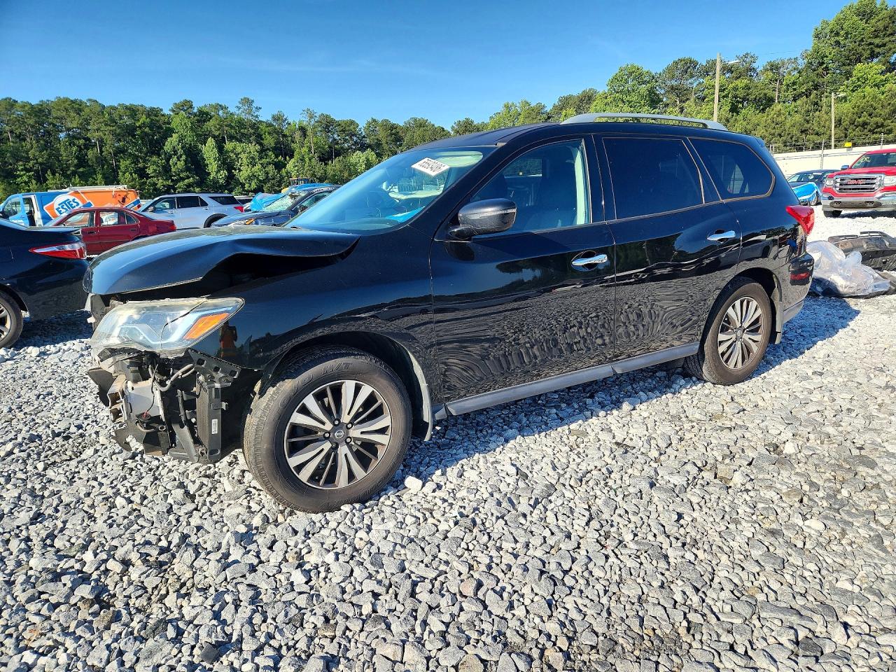 Salvage Nissan Pathfinder Image