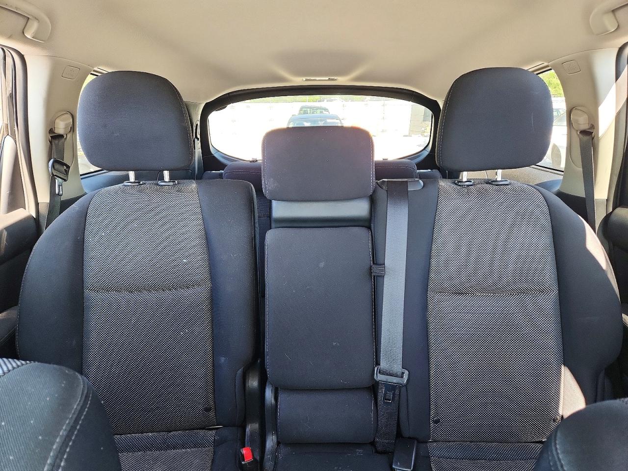 Nissan Pathfinder S