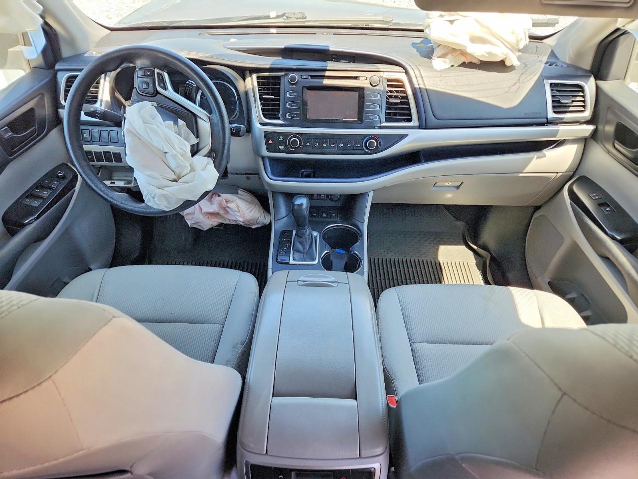 Toyota Highlander Le