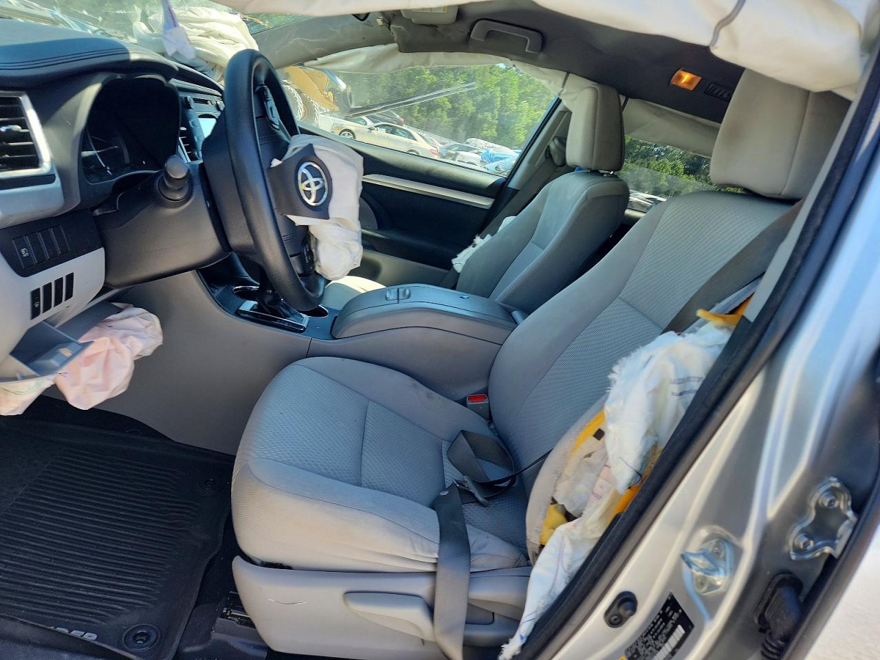 Toyota Highlander Le