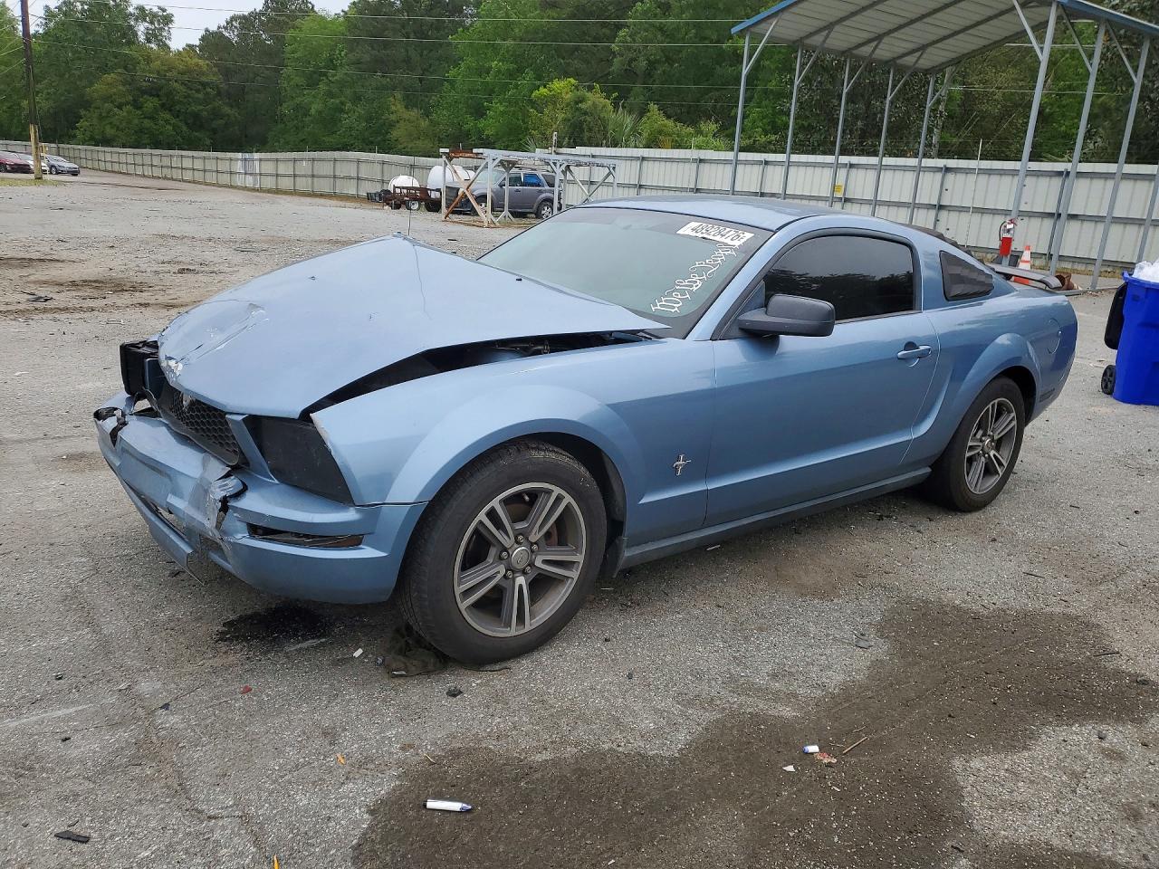 Salvage Ford Mustang Image