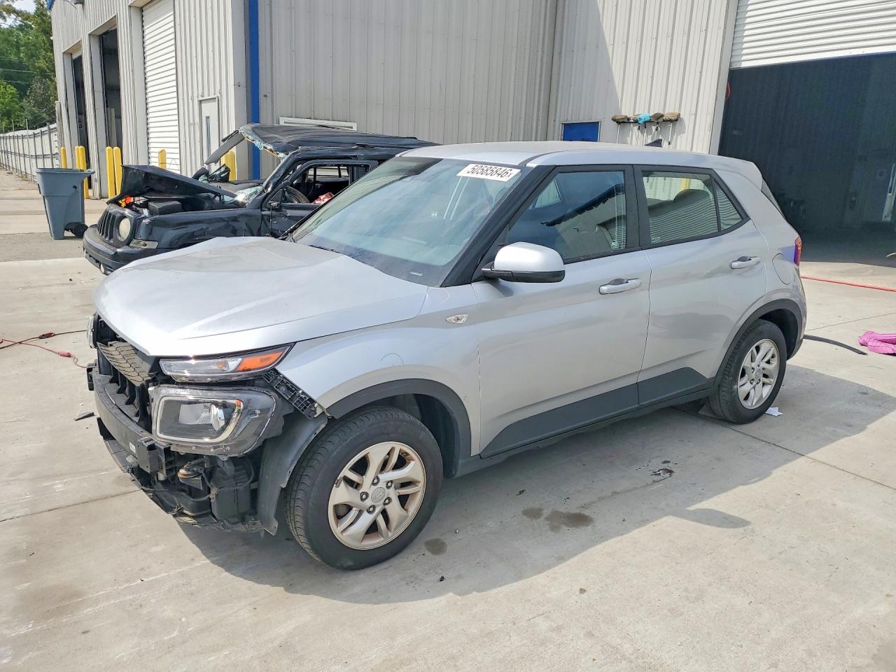Salvage Hyundai VENUE Image