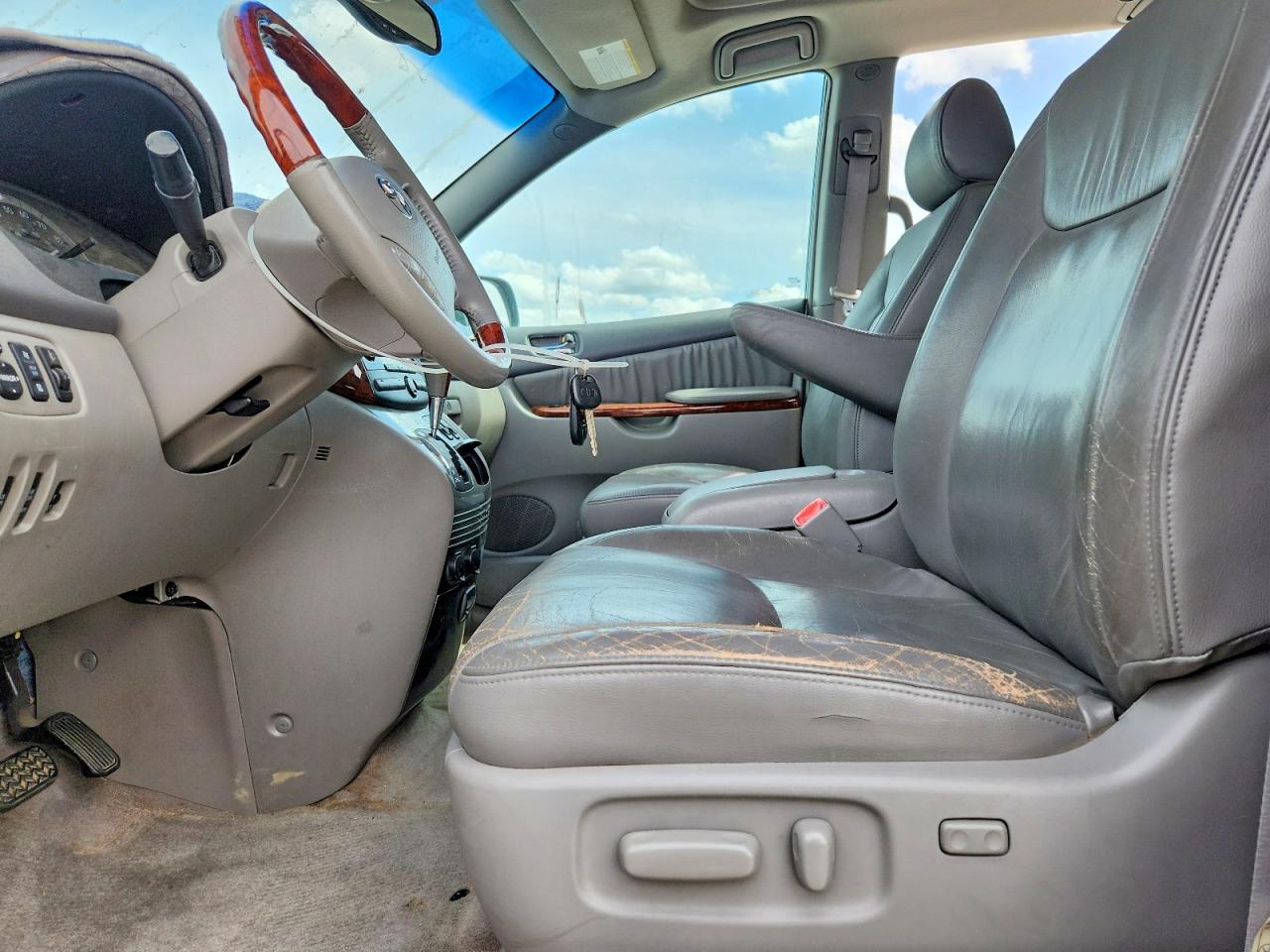 Toyota Sienna Xle Limited 7 Passenger