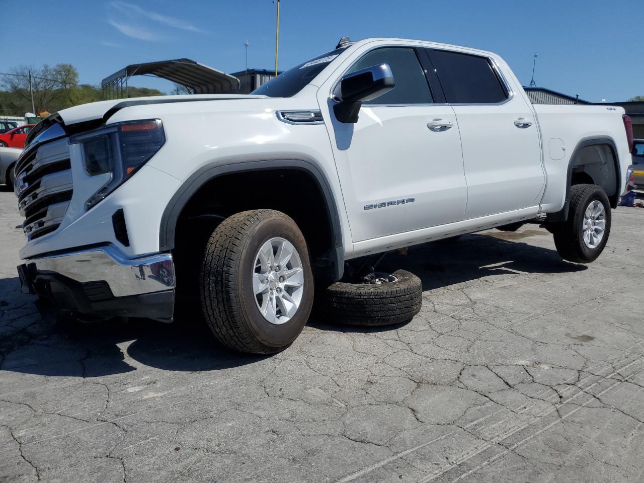 Salvage GMC Sierra Image