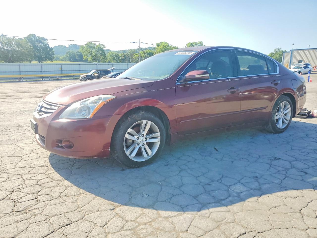 Salvage Nissan Altima Image