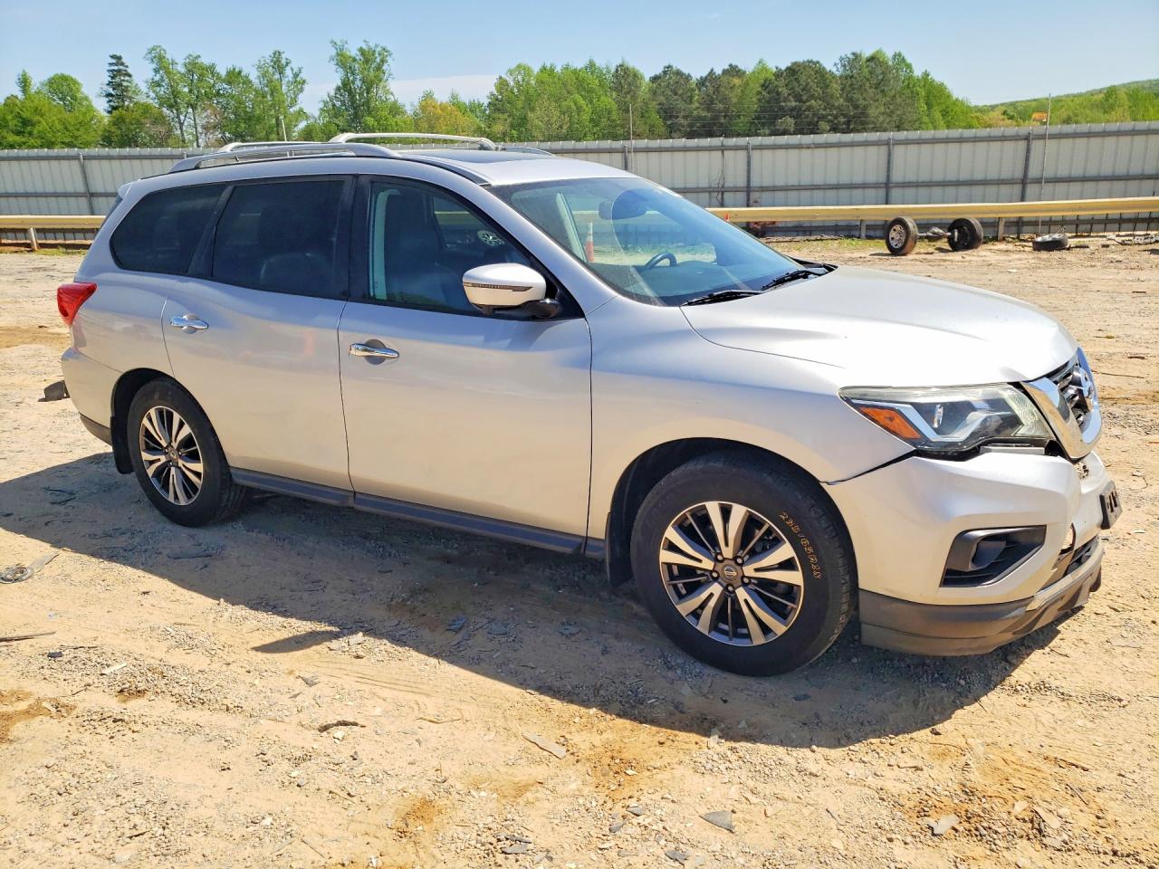 Nissan Pathfinder Sl