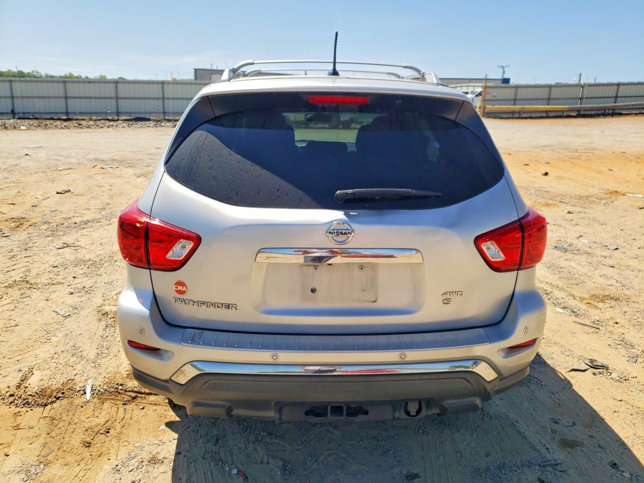 Nissan Pathfinder Sl