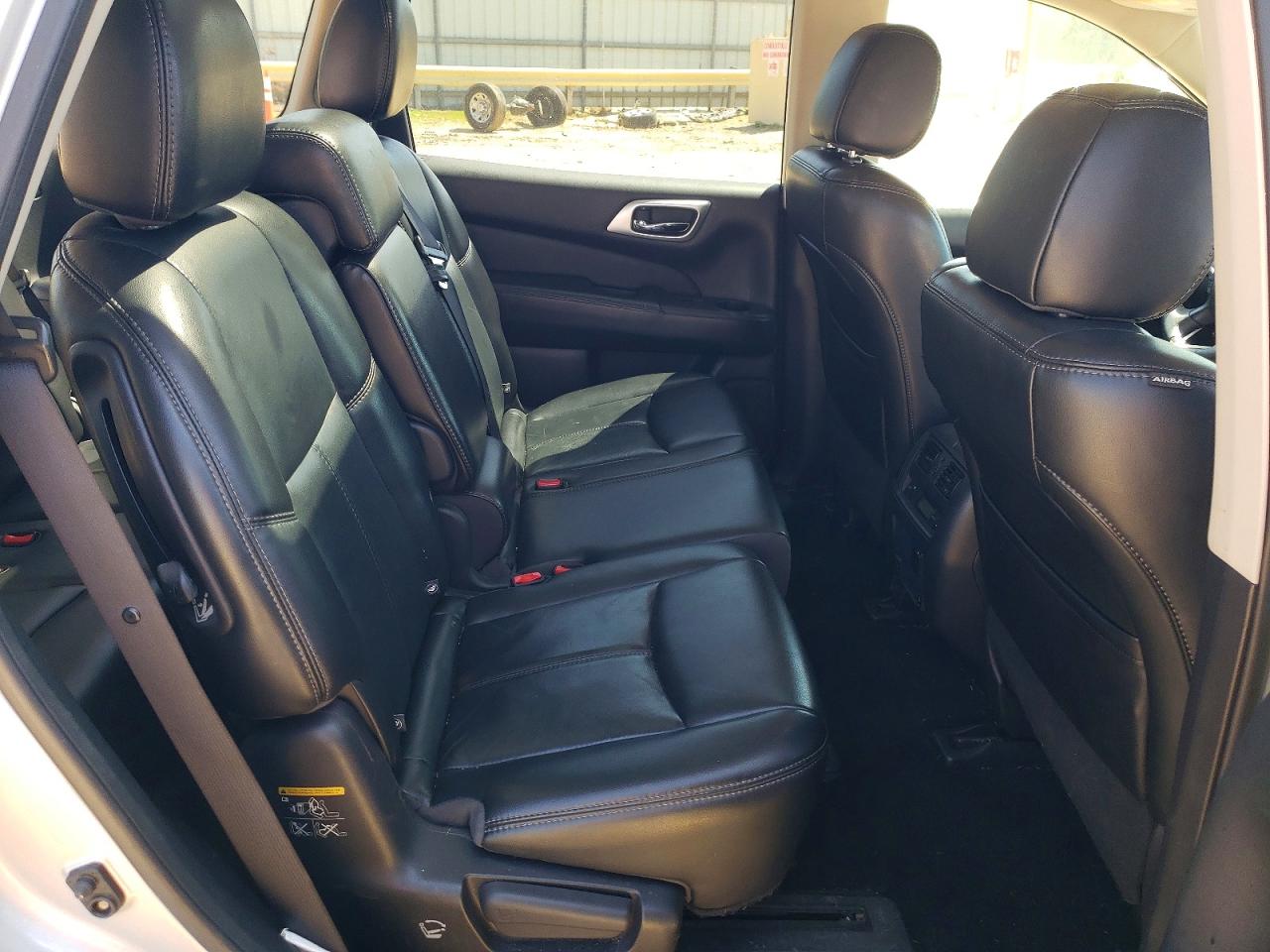 Nissan Pathfinder Sl