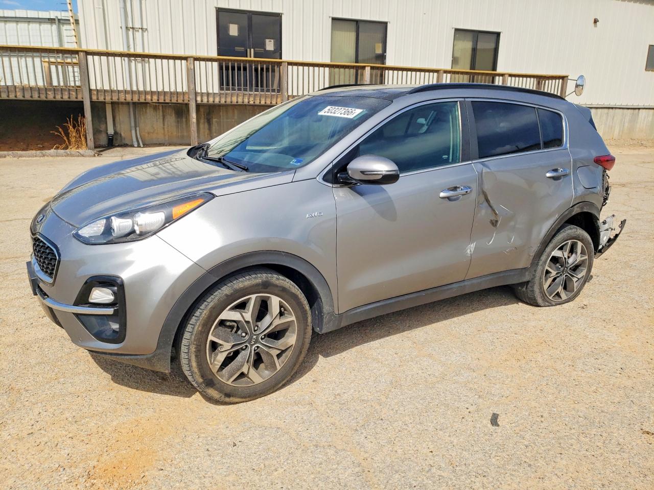 Salvage Kia Sportage Image