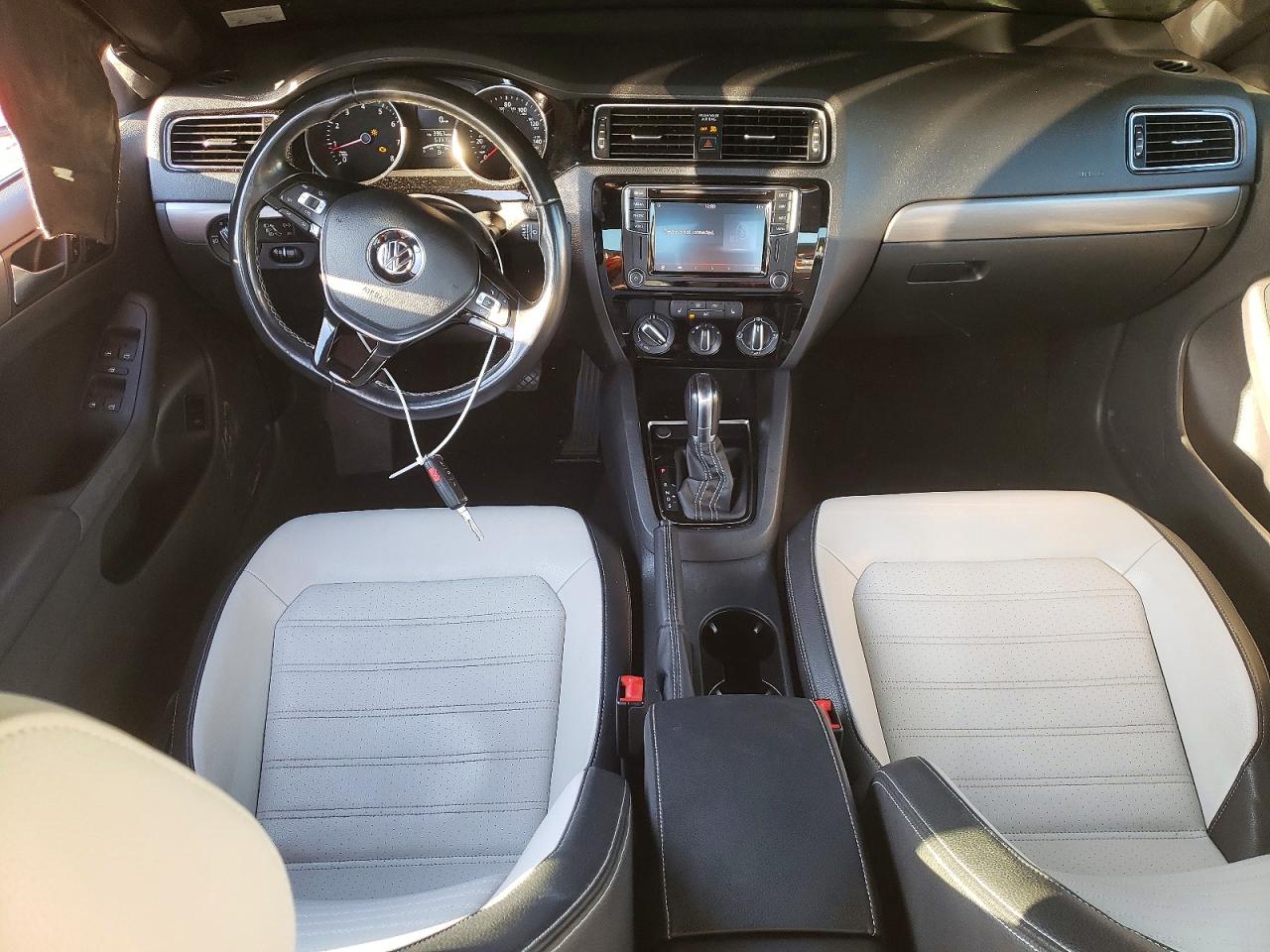 Volkswagen Jetta Sport