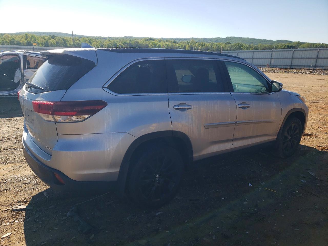 Toyota Highlander Se