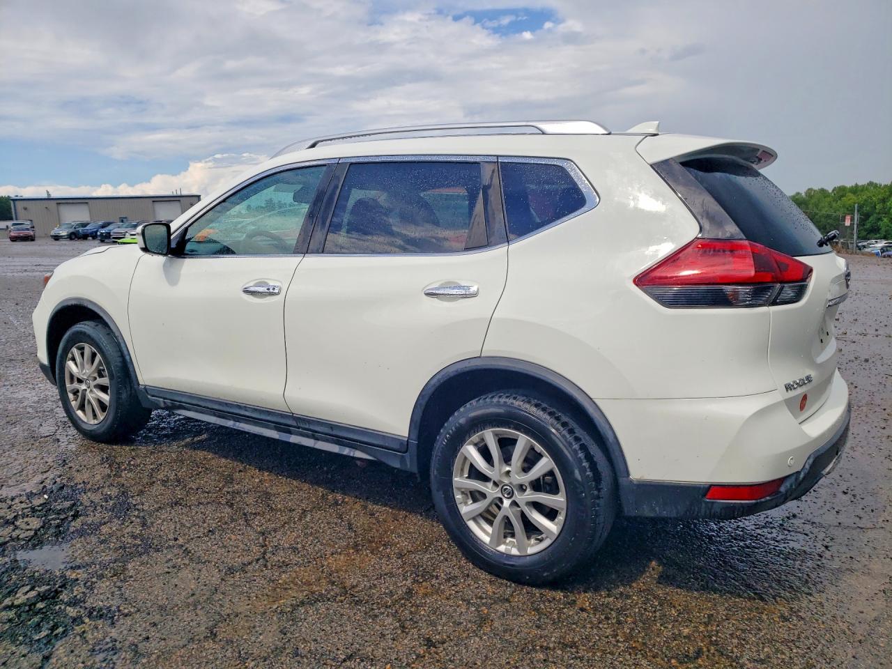 Nissan Rogue Sv